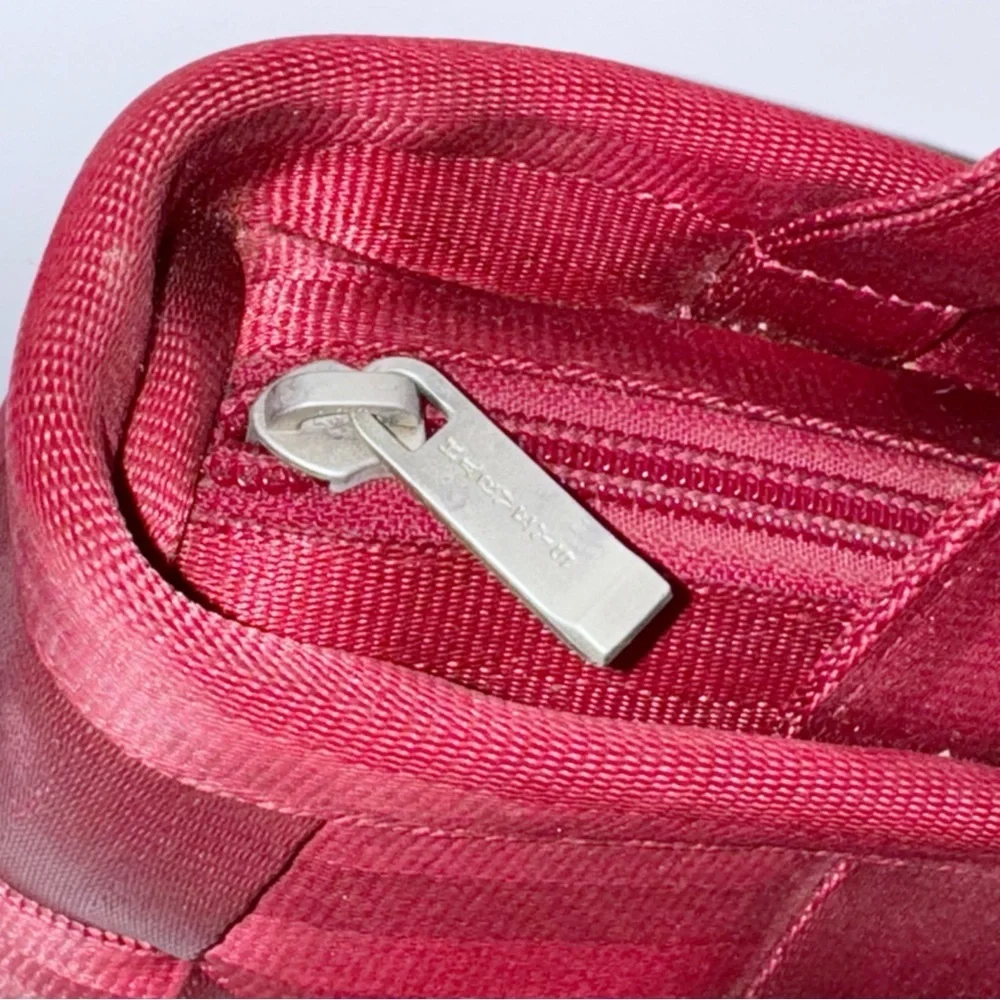 Y2K Harvey's The Original Red Seatbelt Bag Shoulder Y2K Contemporary